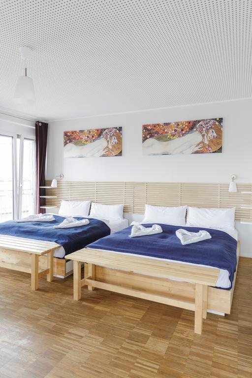 Nonstop Hotel Augsburg - Ubernacht - Hostelhotelhome Ruang foto